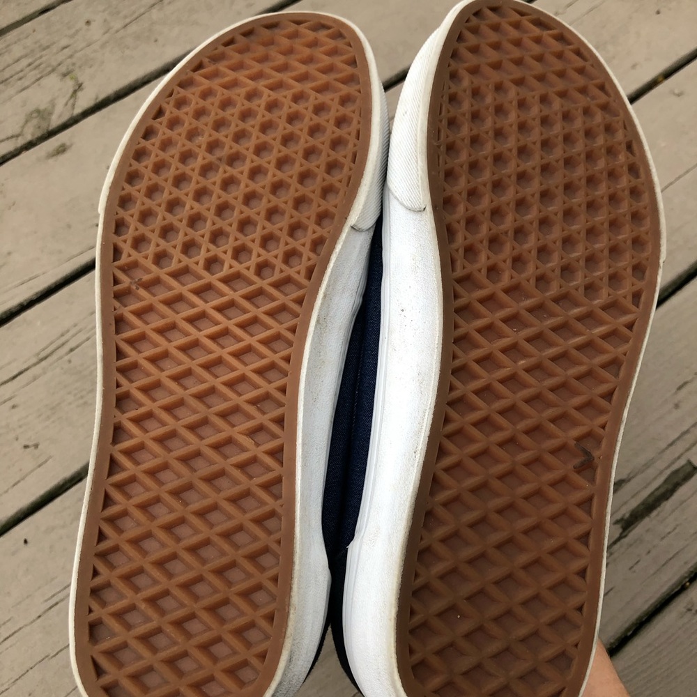 Men’s Vans - Picture 2 of 7